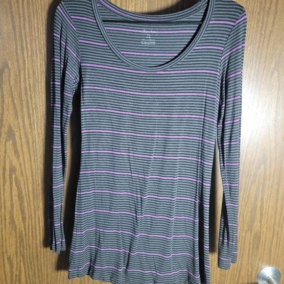 Willow Bay Black Grey Lavender Stipes Long Sleeve Pullover Size Small - Picture 1 of 5